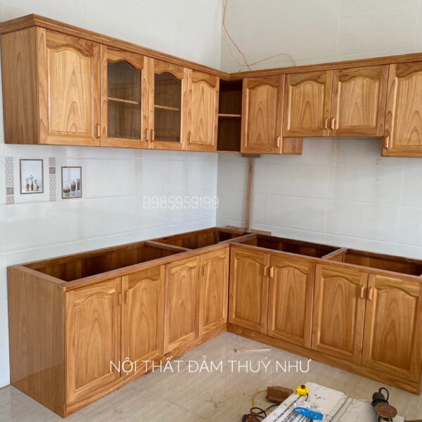 Tủ bếp gỗ Bên.