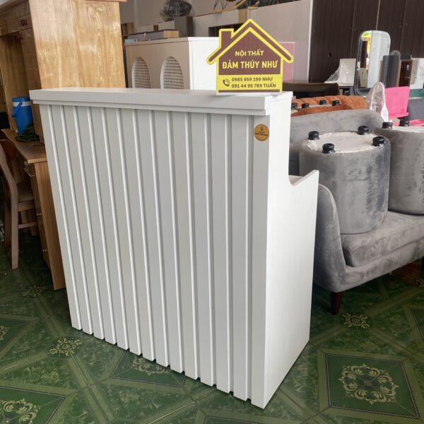 Quầy thu ngân MDF ốp thẻ 1m