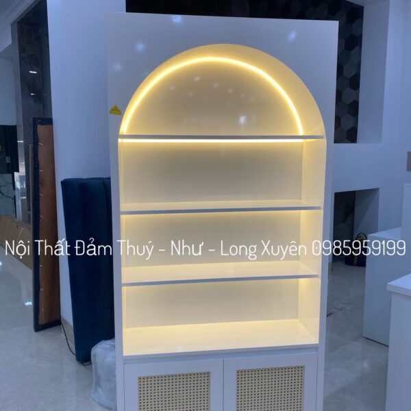 Tủ trưng bày có đèn LED