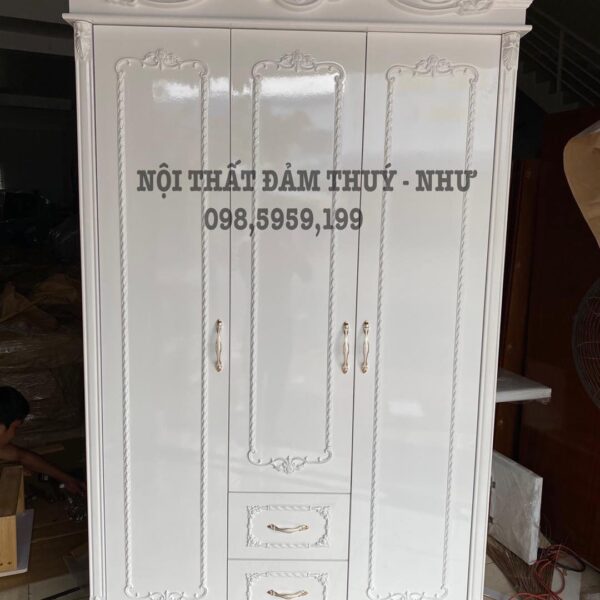 Tủ áo cổ điển 3 cánh