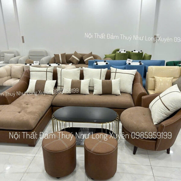 Sofa góc kèm ghế đơn và 2 đôn kèm bàn